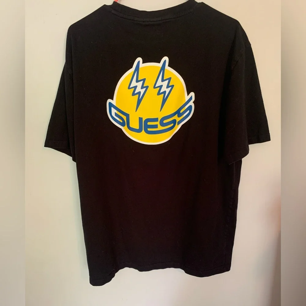 Guess X J Balvin Men's Large  Short Sleeve T-Shirt - Picture 3 of 3